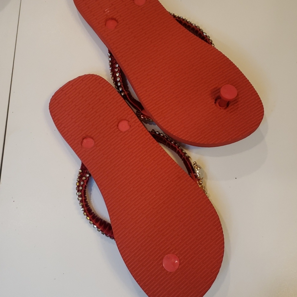 Sandals - Picture 2 of 4